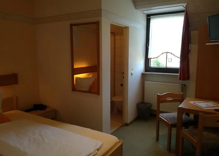 Gaestehaus Weingut - Froehliches Weinfass